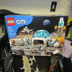 LEGO CITY Lunar Research Base